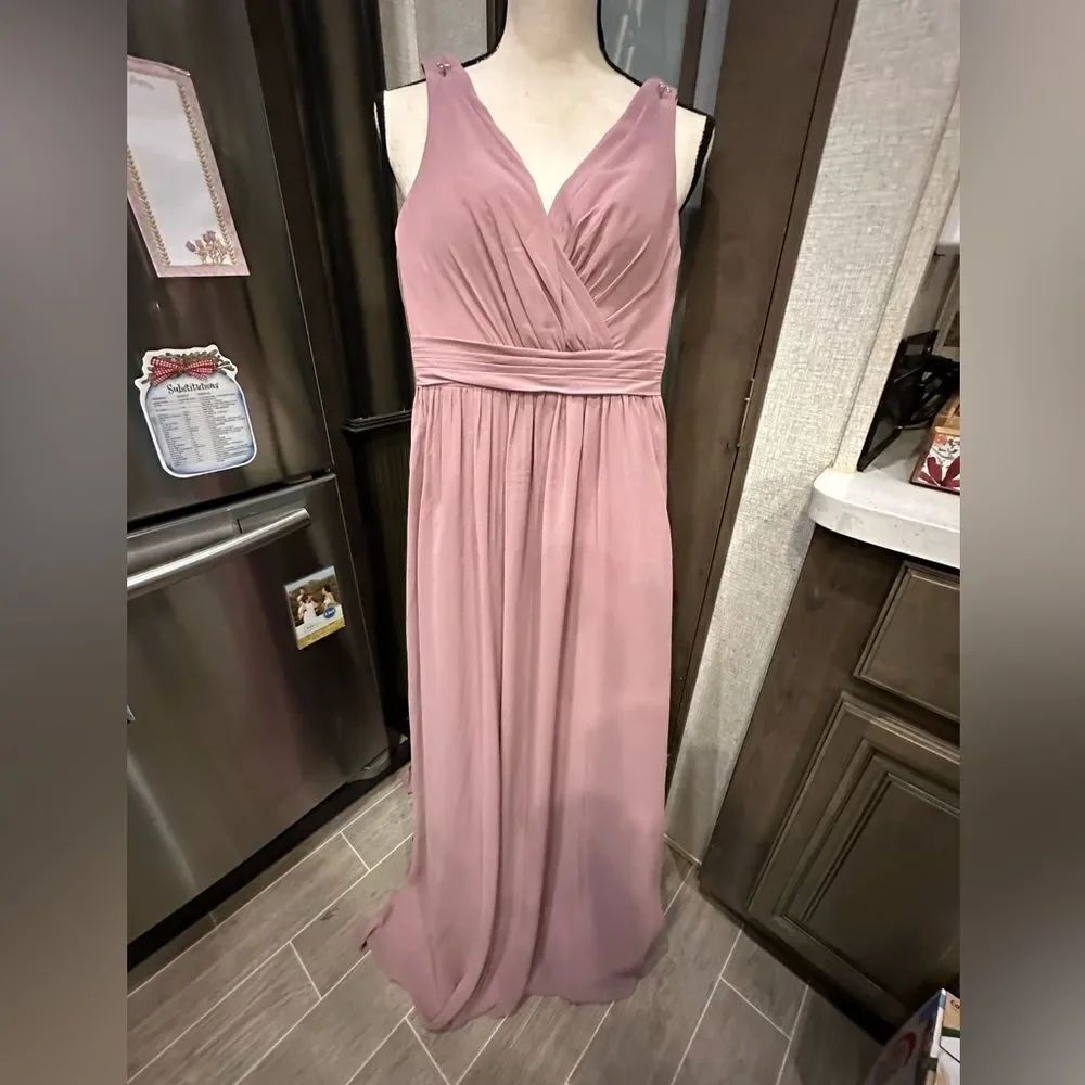Azazie ElegantโPink SleevelessโDress